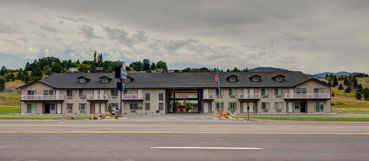 Days Inn & Suites By Wyndham Lolo Zewnętrze zdjęcie